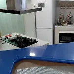 Brasil Compartilhado Sala E Cosinha Quarto Privativo Moderno Economico