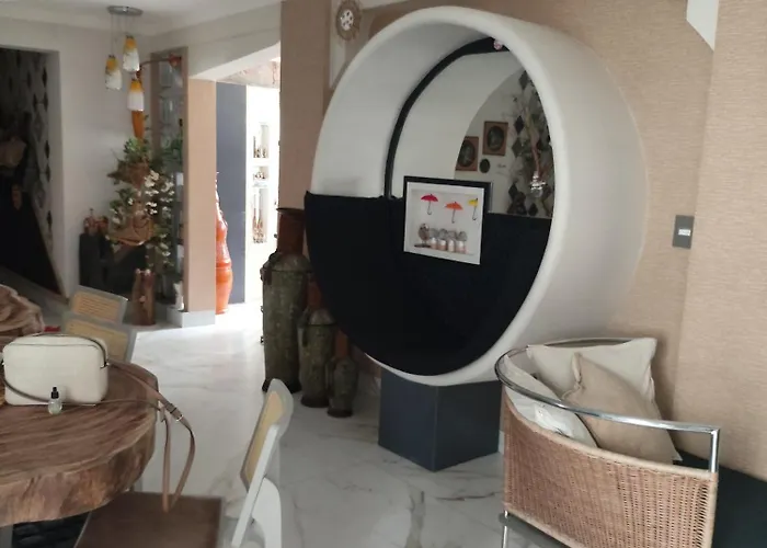 Brasil Compartilhado Sala E Cosinha Quarto Privativo Moderno Economico