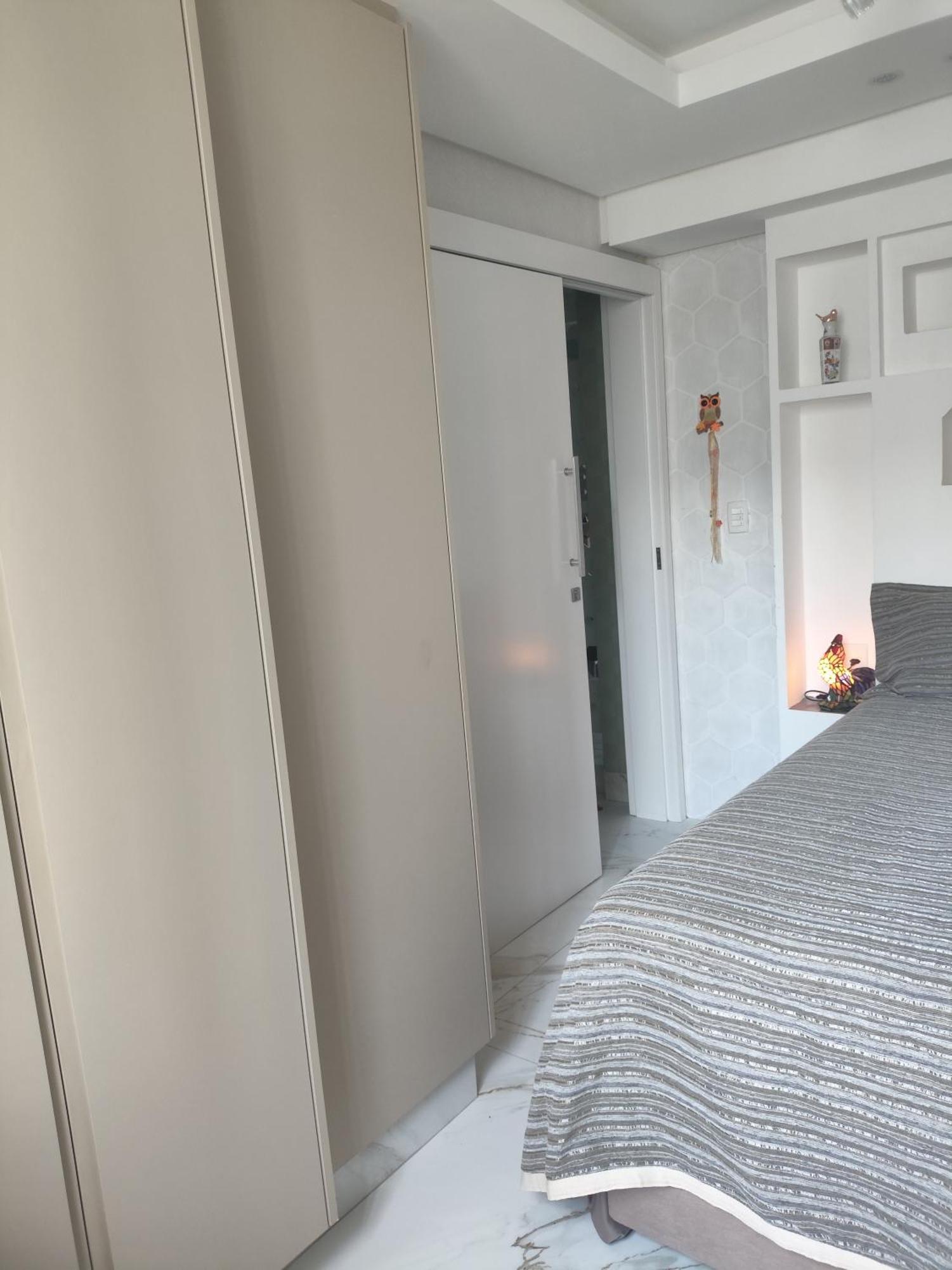 Brasil Compartilhado Sala E Cosinha Privativo Moderno Economico Hospedagem domiciliar Balneario Camboriu